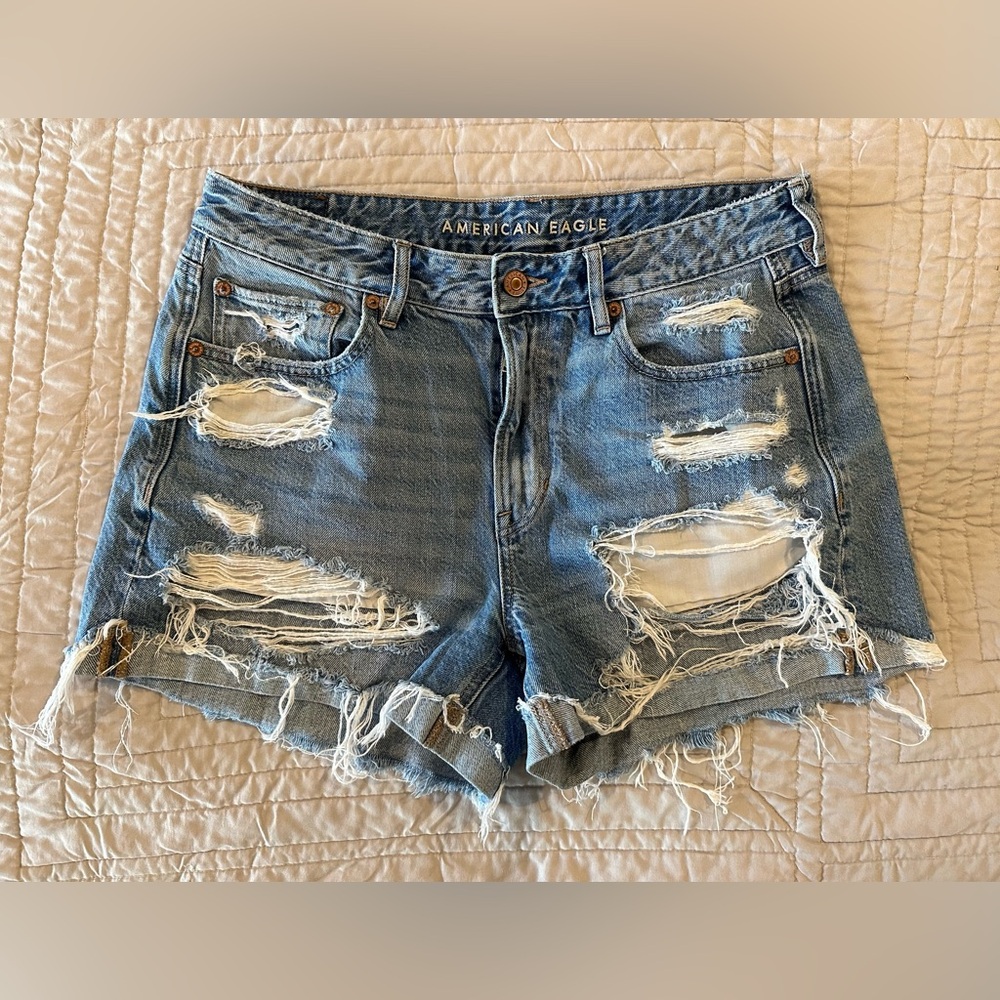American Eagle Tomgirl shorts sz 8